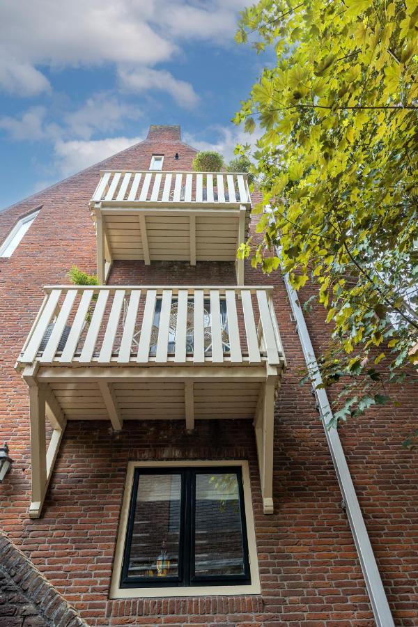 Heritage 17Th Century Supreme City Penthouse Leeuwarden Exterior photo